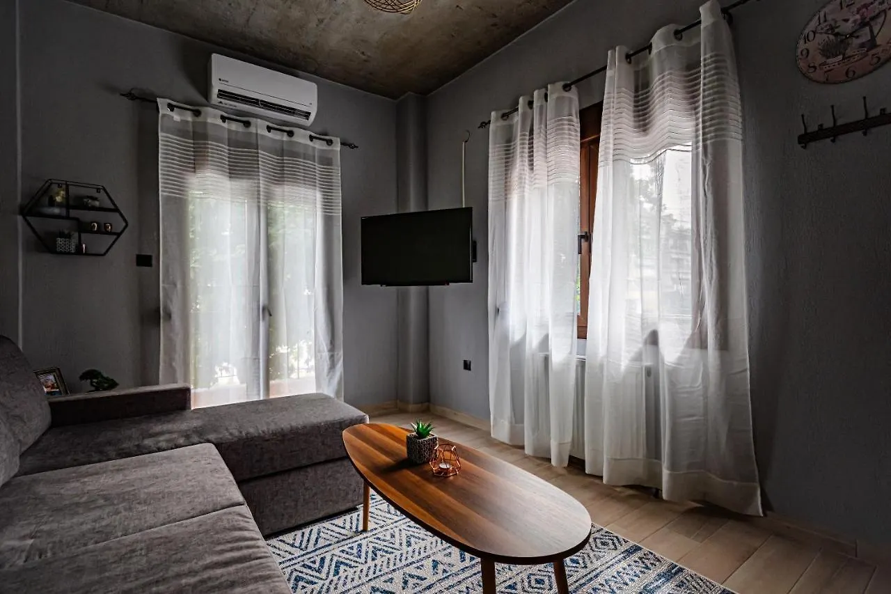 One Salonica Deluxe Apartment 1